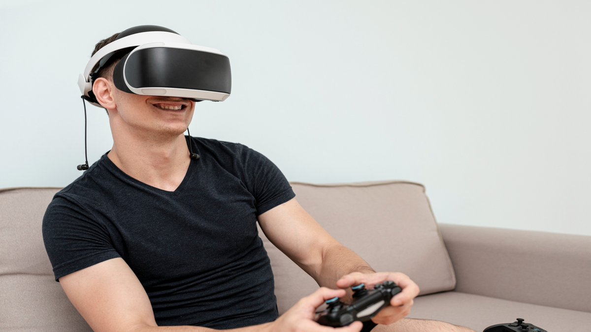 Men with psvr2