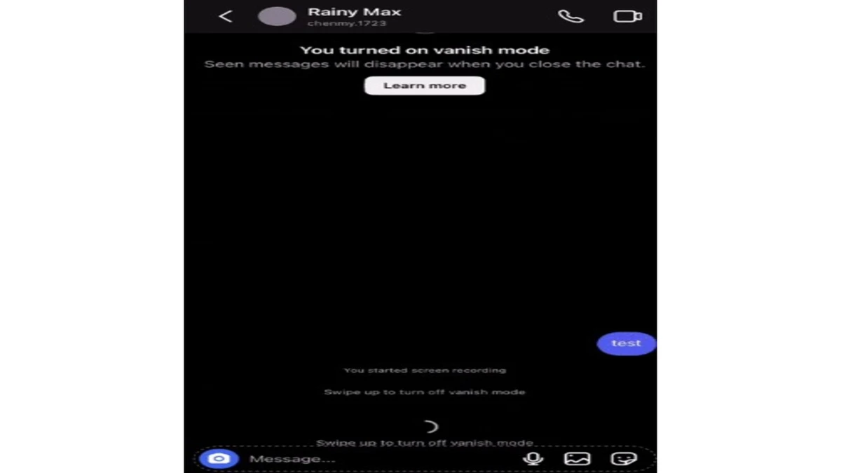 using vanish mode instagram for a chat